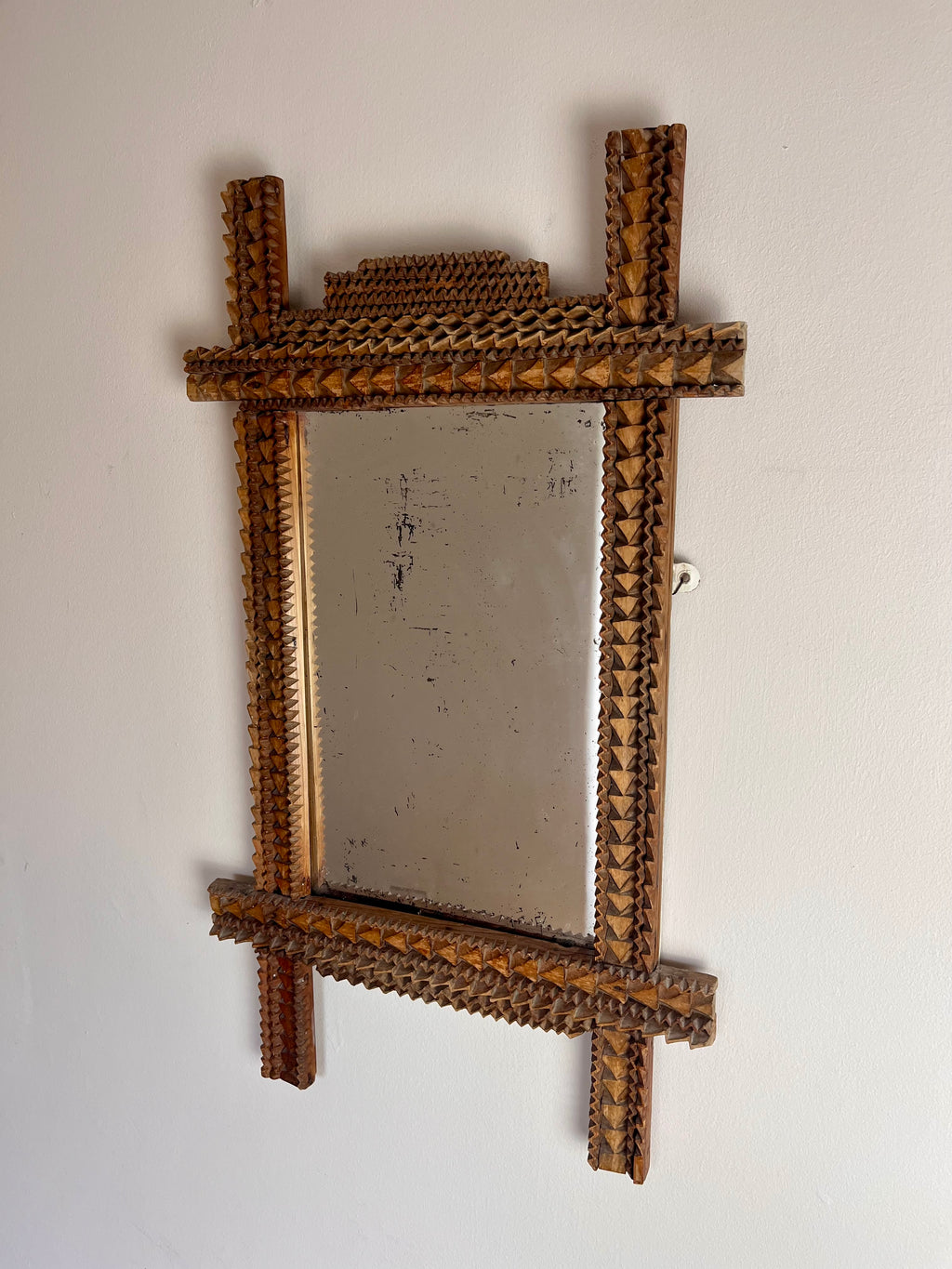 TRAMP ART MIRROR
