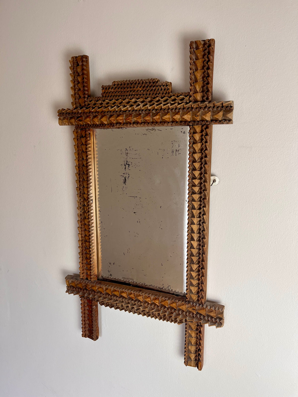 TRAMP ART MIRROR