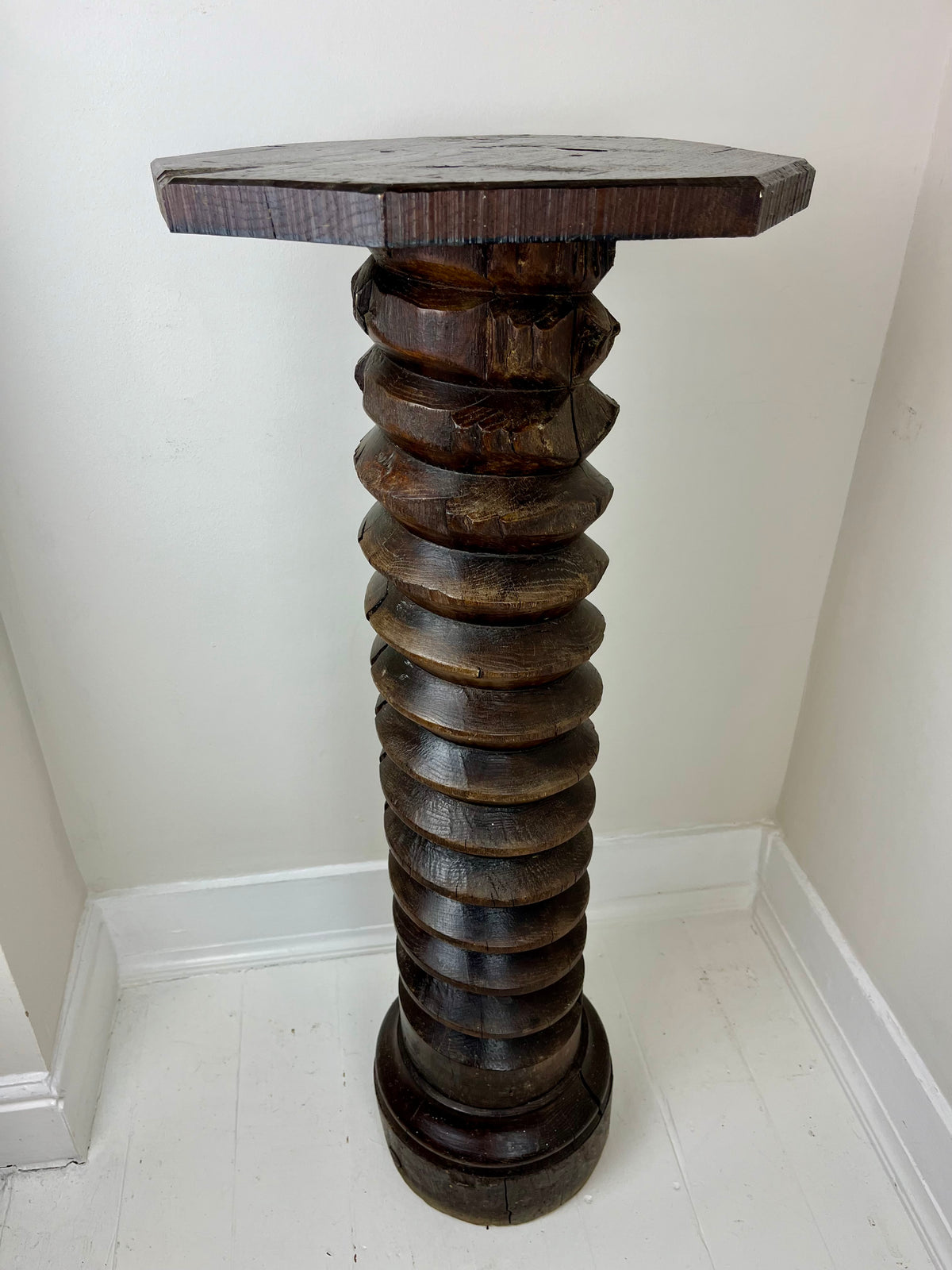 FRENCH SPRIAL PLINTH