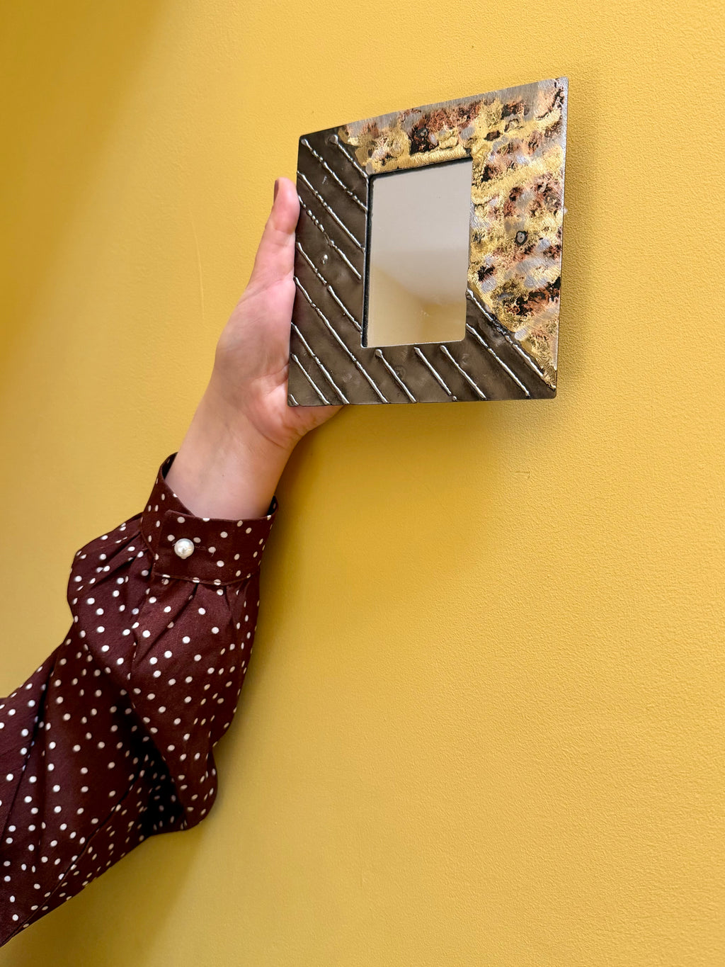 SMALL HANDCRAFTED MIRROR