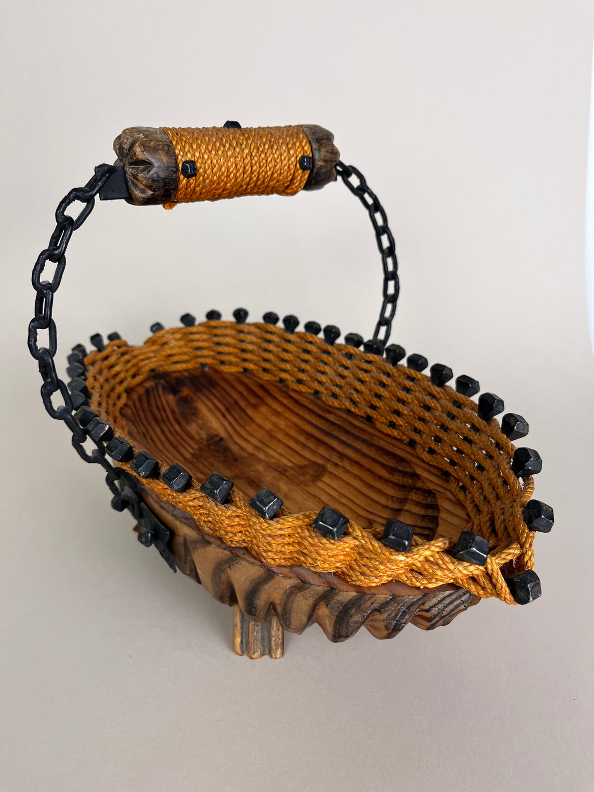 BRUTALIST BASKET