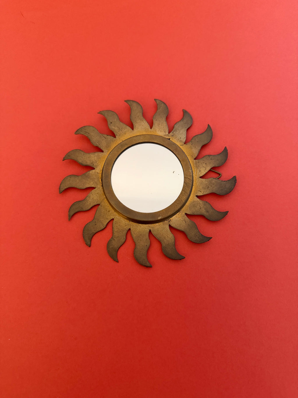 SMALL SUNBURST MIRROR