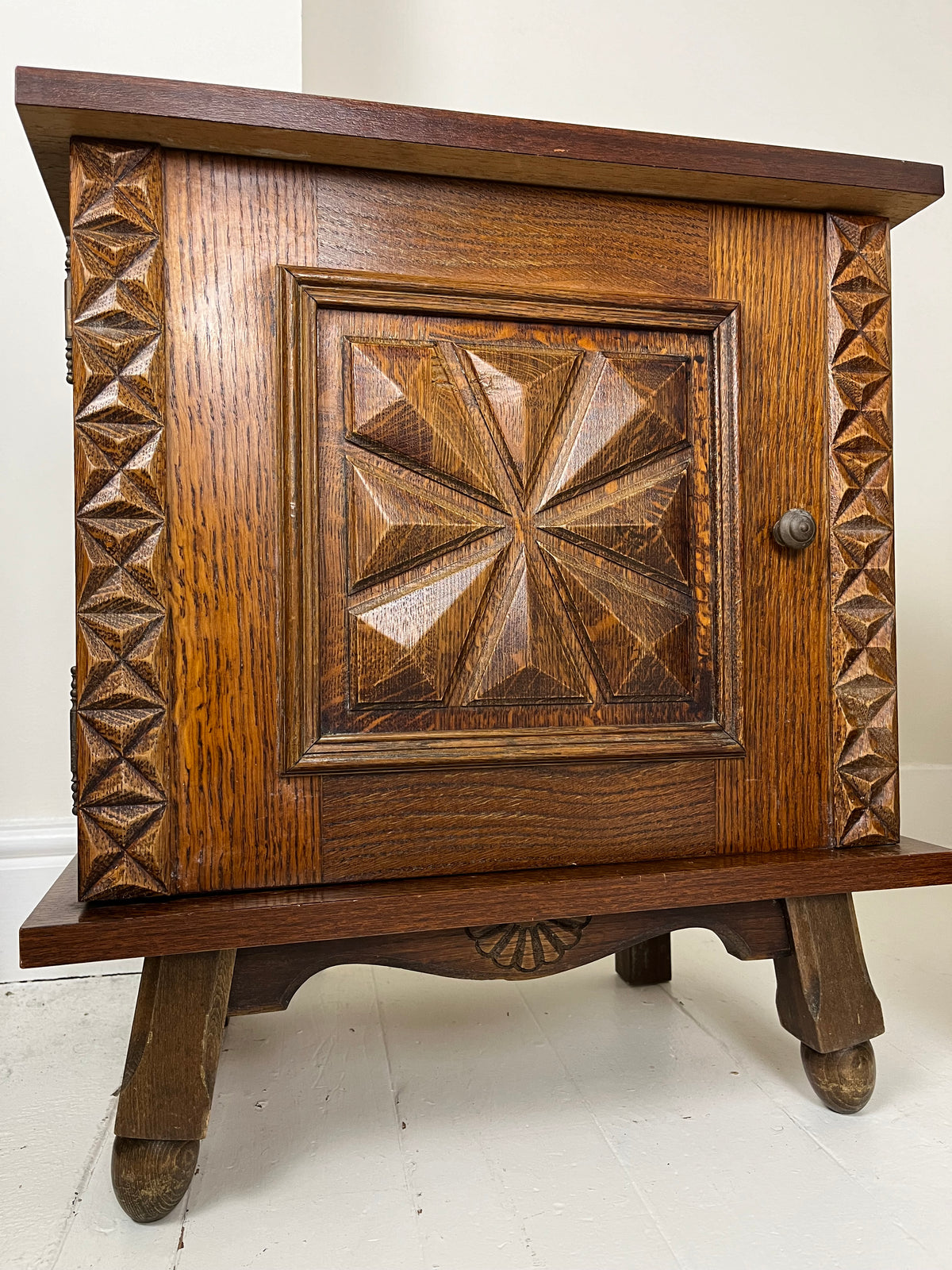 PAIR OF FRENCH BEDSIDE CABINETS