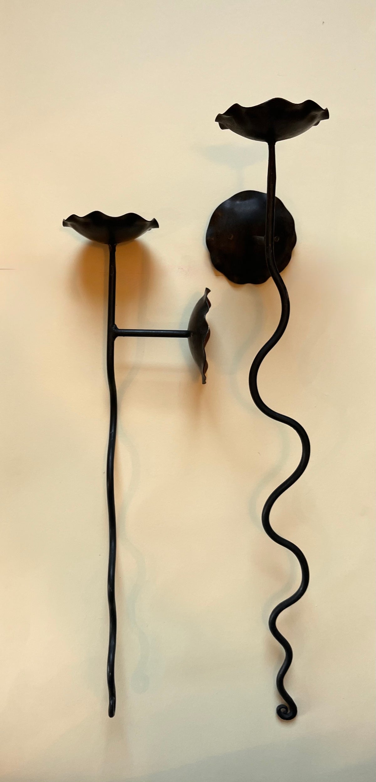WIGGLEY WALL SCONCES