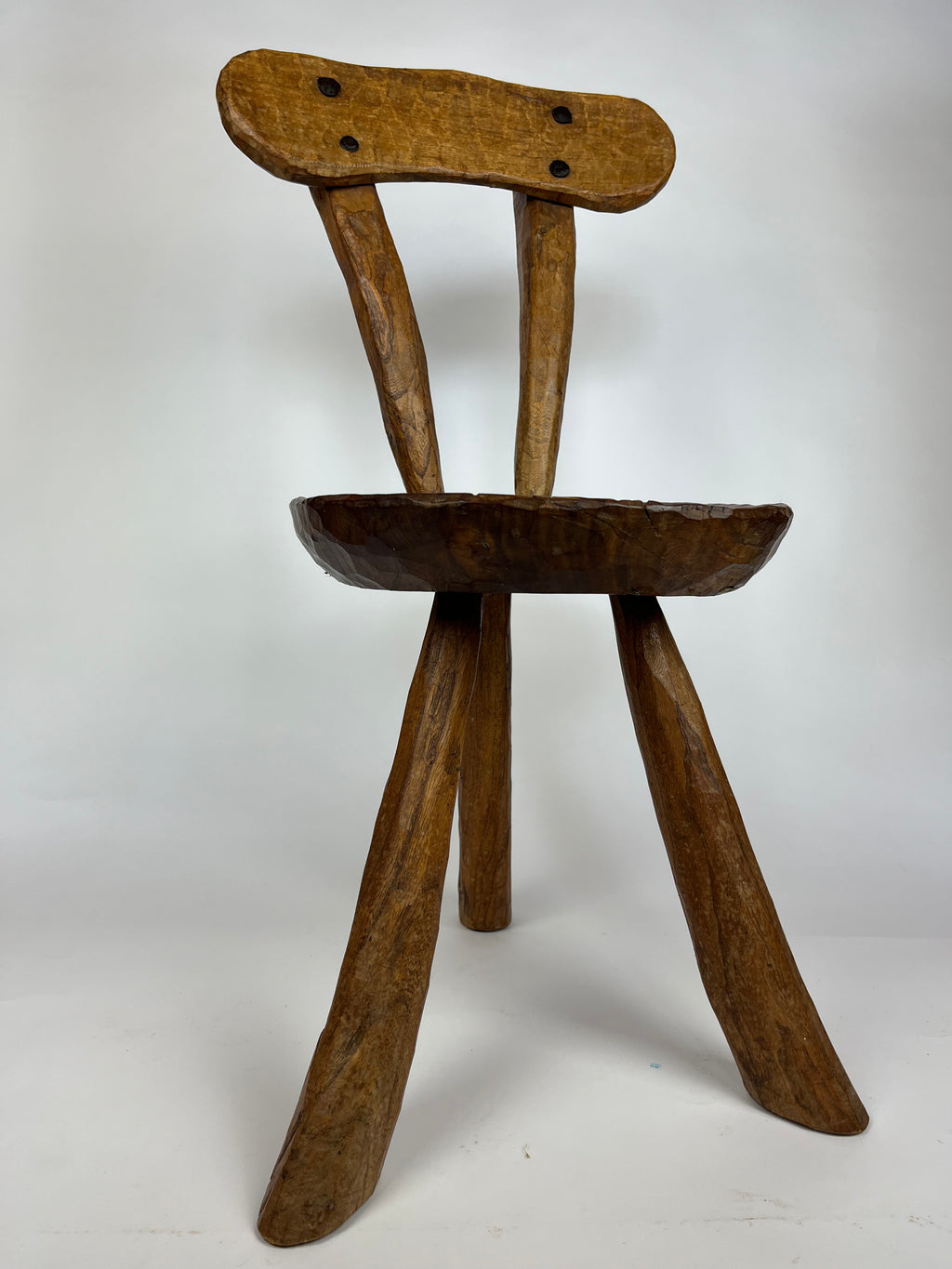 VINTAGE ELM MILKING STOOL