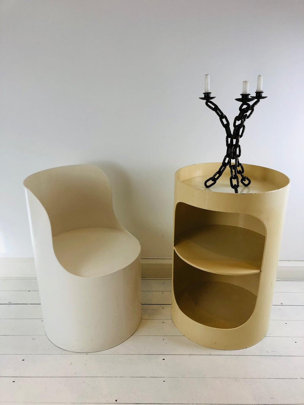 TOMOTOM CHAIR AND SHELF UNIT