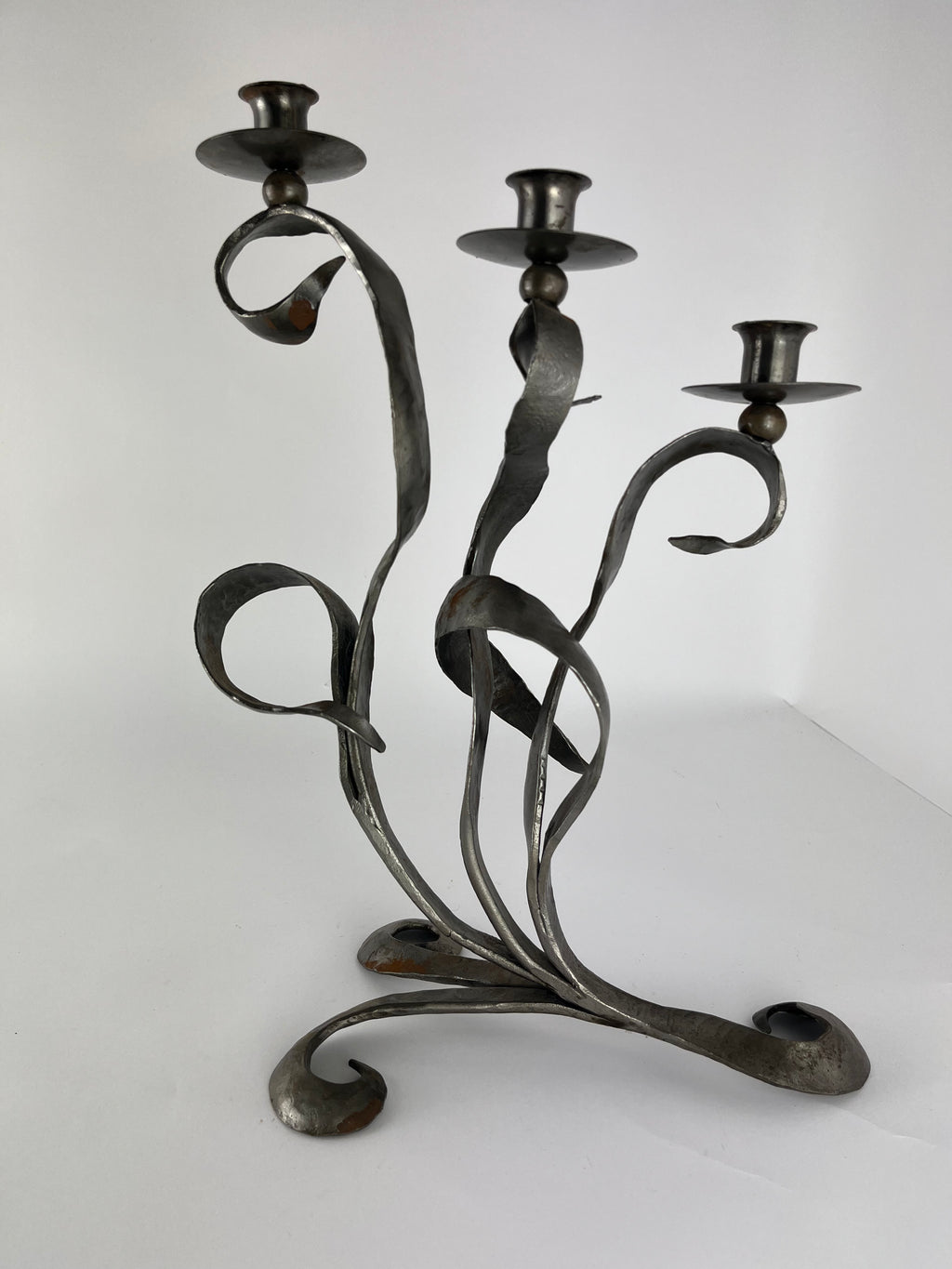 ARTISANIAL CANDELABRA