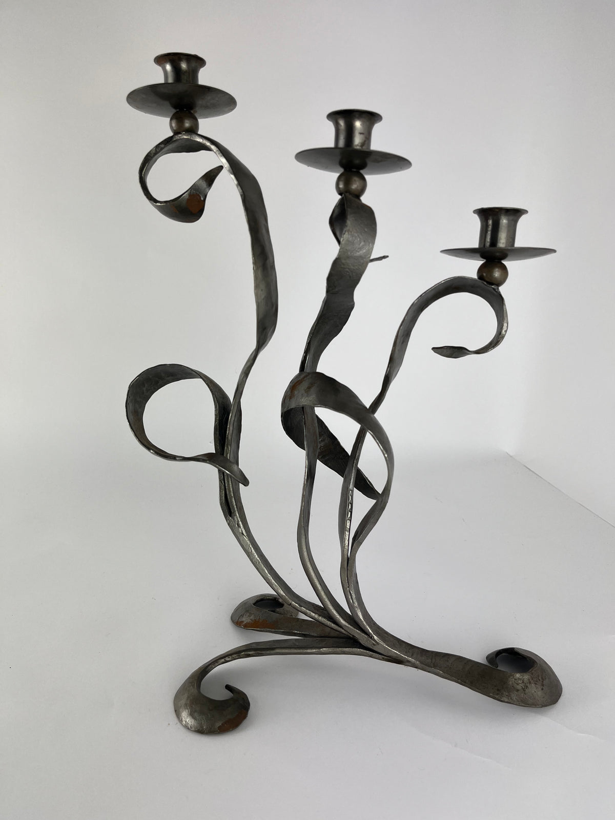 ARTISANIAL CANDELABRA