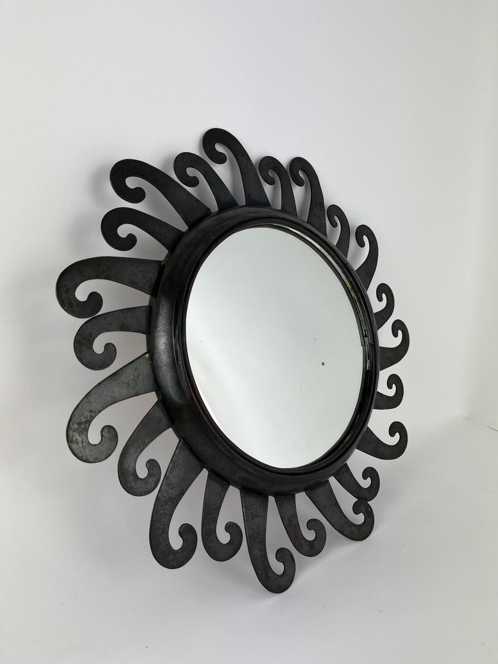 BRUTALIST SUNBURST MIRROR