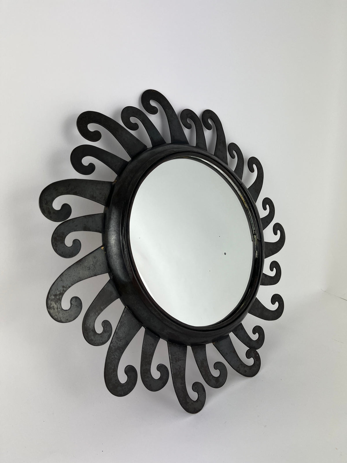 BRUTALIST SUNBURST MIRROR