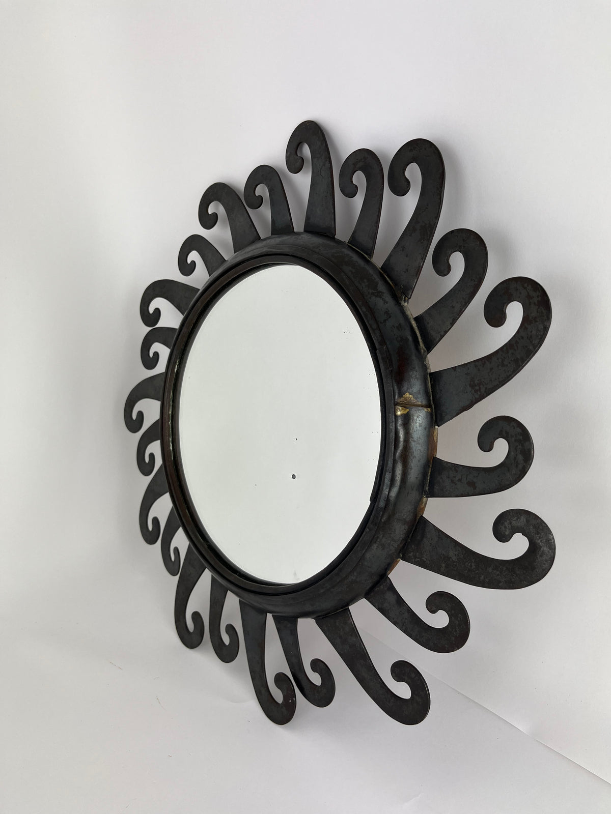 BRUTALIST SUNBURST MIRROR