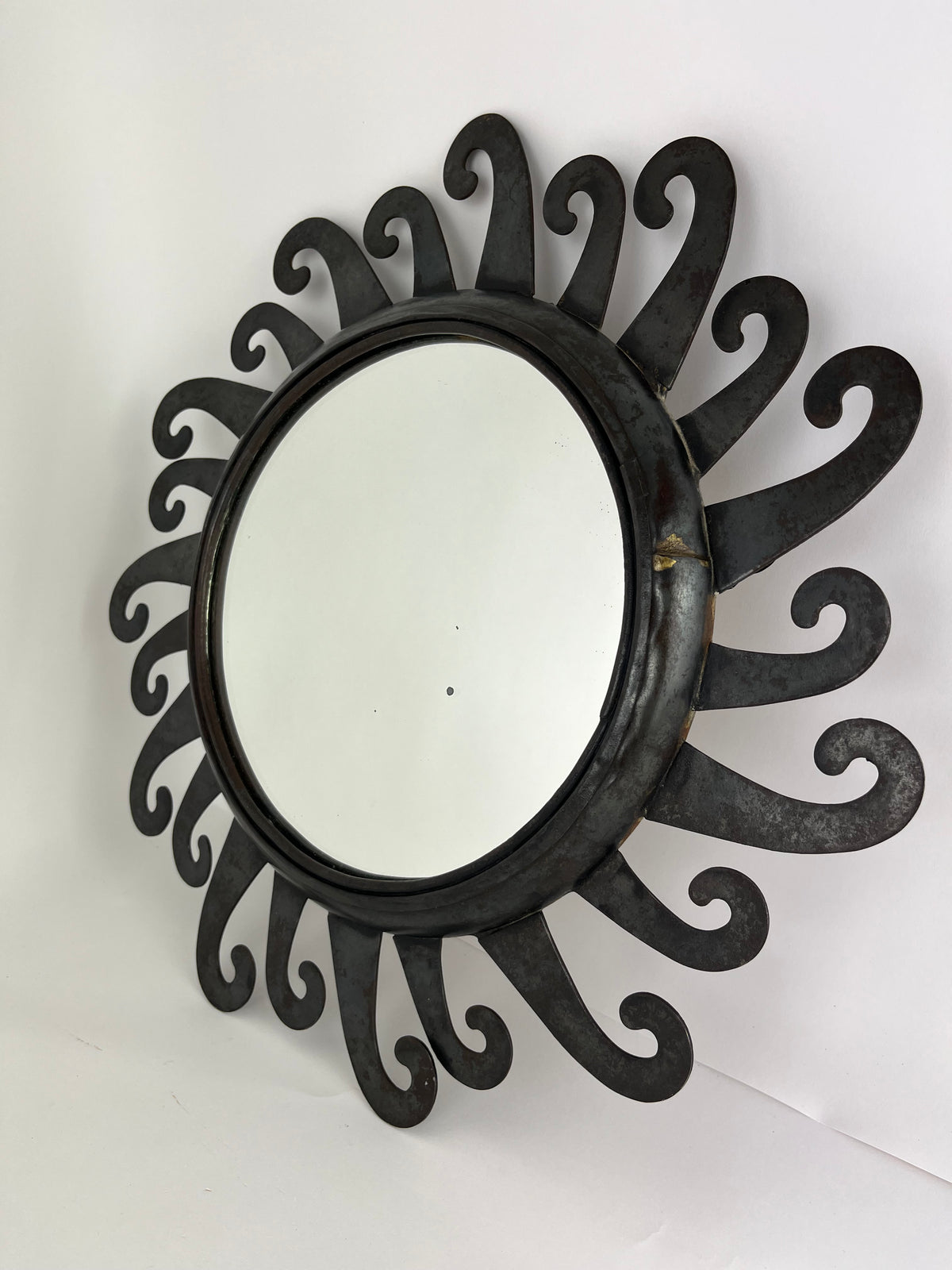 BRUTALIST SUNBURST MIRROR